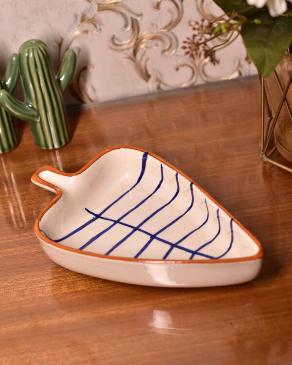 Cross line Leaft Platter